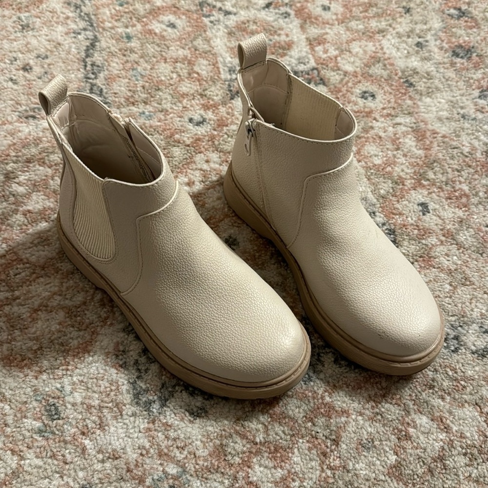 Cat and Jack Boots